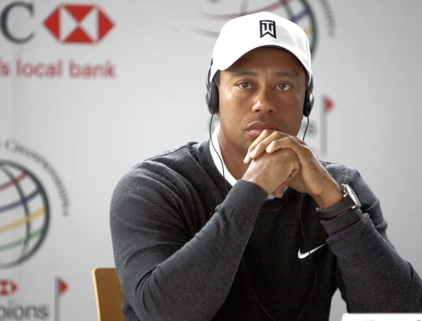 Tiger Woods k poruše Ježíškových saní